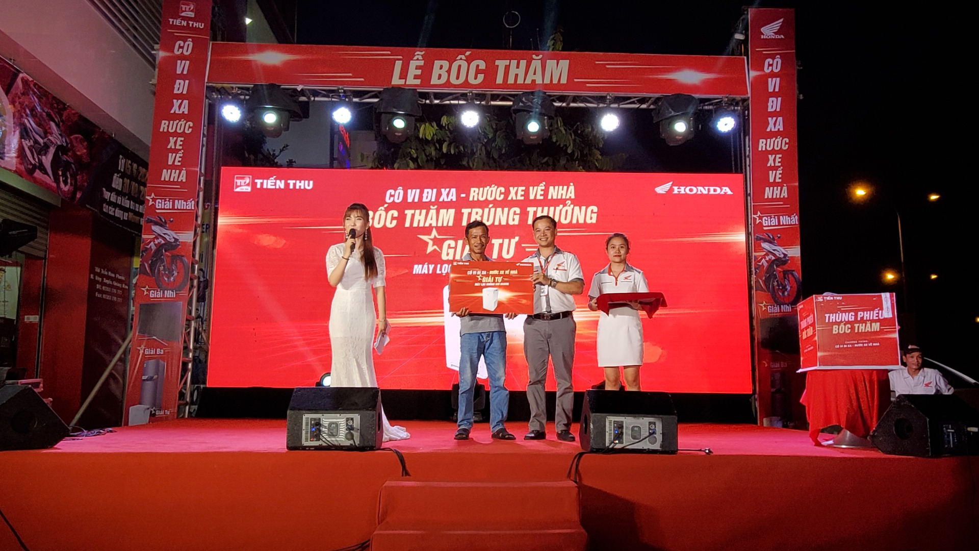 Kết Quả Chương Trình Bốc Thăm Trúng Thưởng Cô Vi Đi Xa - Rước Xe Về Nhà Tại Quảng Nam